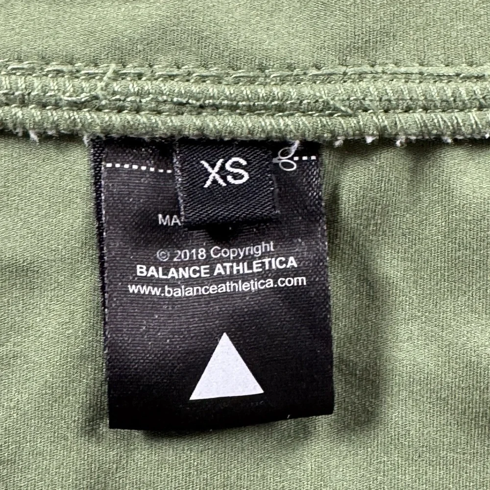 Balance Athletica Women's‎ Size XS Green Long Sleeve Cropped Jacket Thumbholes